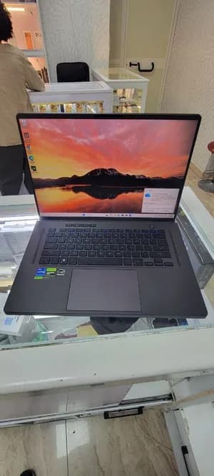 Asus ROG Zephyrus G16 Laptop