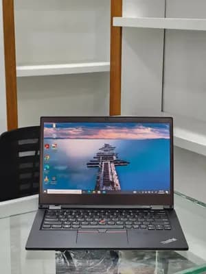 Lenovo Yoga L13 i5 16GB 512GB