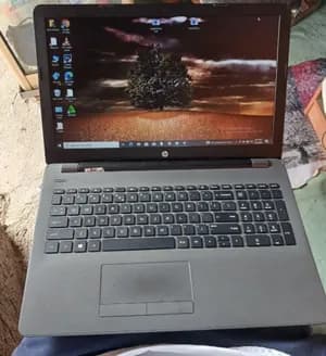 HP Laptop AMD E2 8GB 500GB