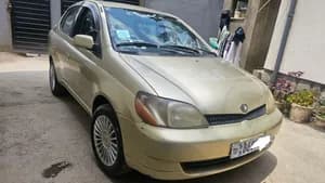 Toyota Platz 2001 1.0L Automatic