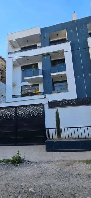 Luxury G+3 House in Ayat
