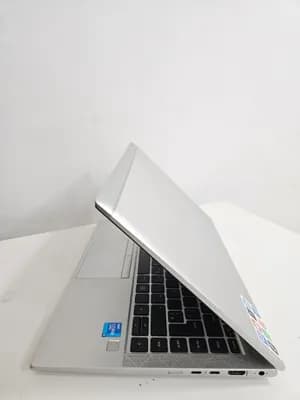 HP ELITEBOOK 840 G8
