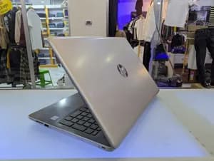 HP notebook 15.6 inch 4GB RAM 1TB used