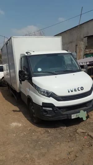IVECO Daily Box Truck 2020