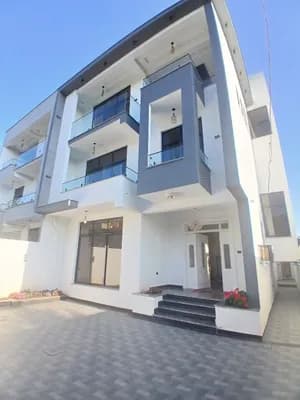 Modern G+2 House in Ayat