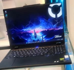 Lenovo Legion 5 15IRX10 Gaming Laptop