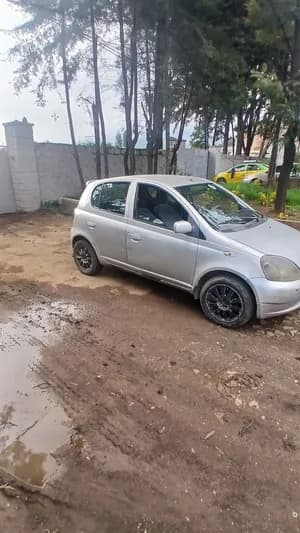 Toyota Vitz 2001 1.0L