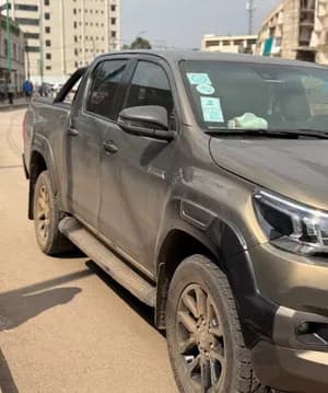 Toyota Hilux Invincible Double Cab 2022