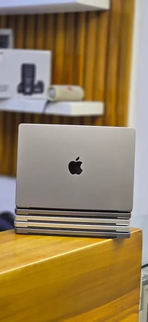 MacBook Pro M1 Pro 14-inch