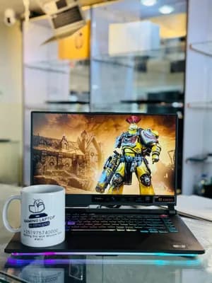 ASUS ROG Strix Ryzen 7 RTX 3050