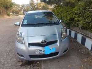 Toyota Yaris Compact 2010