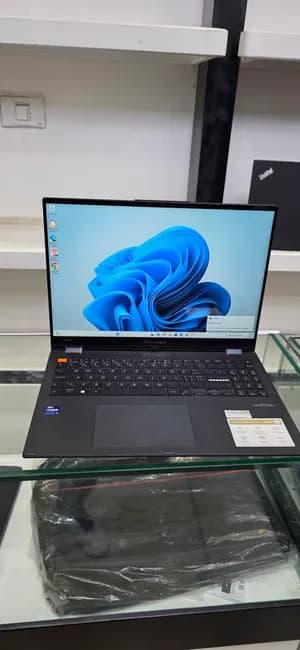 Asus Vivobook S 16 Flip i9