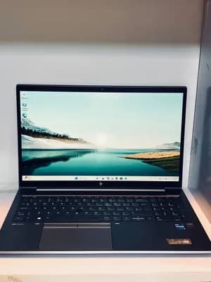 HP ZBOOK Firefly G8 Work Station laptop