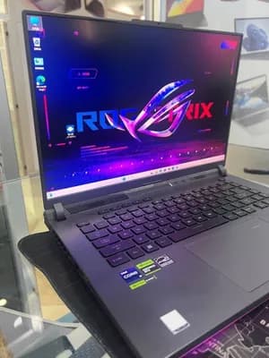 Asus ROG Strix i9 RTX 4070