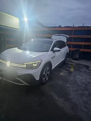 Volkswagen ID6 Crozz Pro 2023