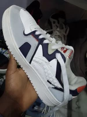 White Navy Casual Sneakers Size 40