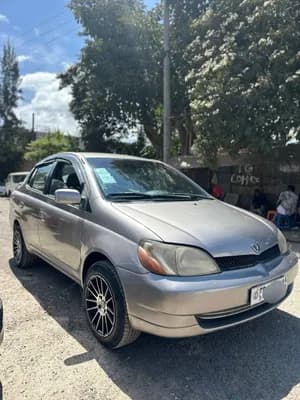 Toyota Platz 2001 Automatic