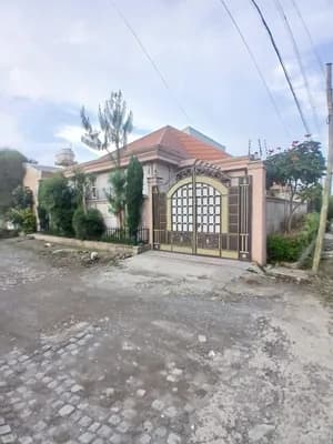 Modern Villa House in Ayat