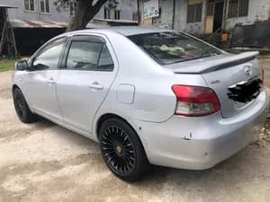 Yaris Belta