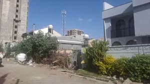 150 ካሬ