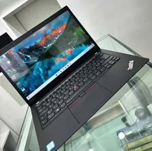 Lenovo ThinkPad T490s