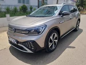 Volkswagen ID6 Crozz Pro 2024