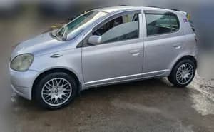 Toyota Vitz 2001