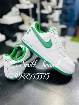 Nike Air Force 1 Sneakers