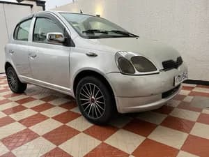 Toyota Vitz 2001