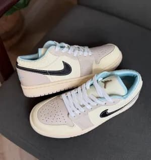 Nike Air Jordan 1 Low Sanddrift Shoes