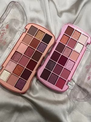 Eyeshadow palette