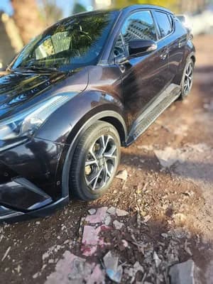 Toyota C-HR 2019 1.2T AWD