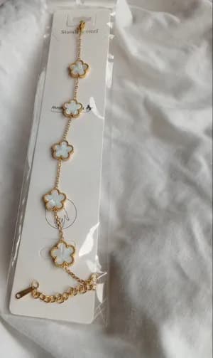 Bracelet