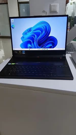 Asus ROG Zephyrus i7 RTX 2070 Laptop