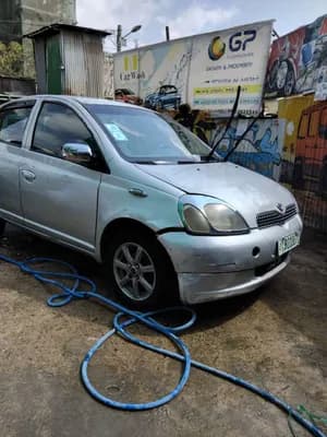 Toyota Vitz 2001 Manual 1.1
