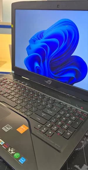 Asus ROG Strix Gaming Laptop i7 GTX 1060