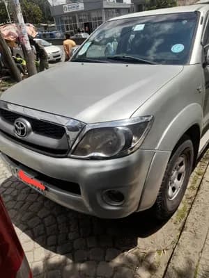 Toyota Double Cab Pickup 2012