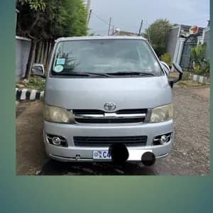 Toyota Hiace Automatic Van 2007