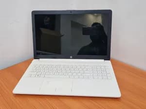 HP Streambook Core i3 7th Gen