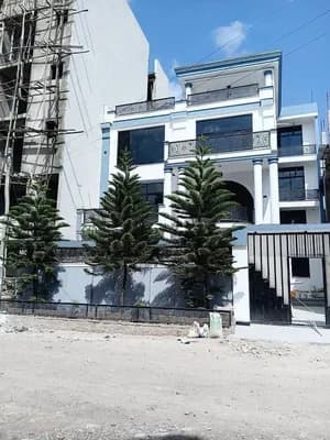 Luxury House For Sale