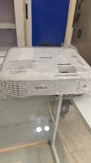 Epson EB-X39 Projector
