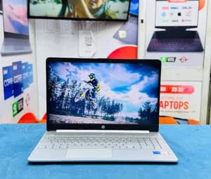 Hp Notebook 15-dy2xxx 8GB 256GB