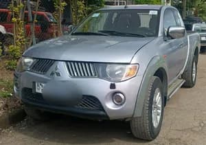 Mitsubishi L200 Xtra Cab 2008