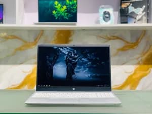 HP Pavilion 15 i7 16GB 512GB