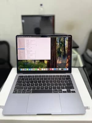 Apple MacBook Air 2023 M2