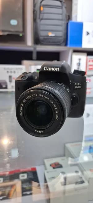 Canon EOS 760D