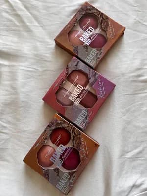 3 shades highlighter