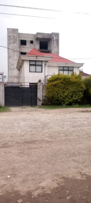House for Sale in Ayat 360 sqm