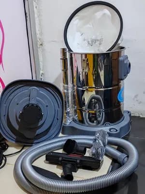 Wet & Dry Vacuum 30 Liter