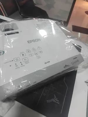 Brand New Epson EB-X39 Projector